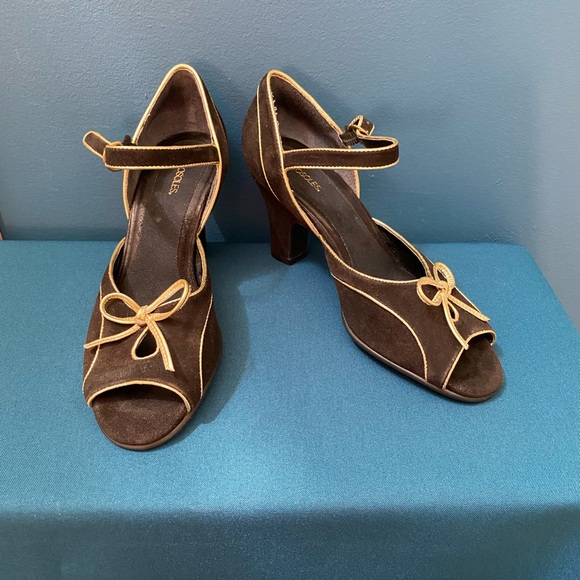 AEROSOLES Shoes - AEROSOLES Brown and Tan Suede Heels with Bow Detail